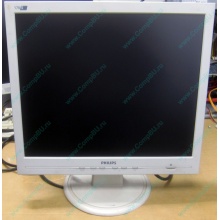 Монитор 17" TFT Philips 170S с битым пикселем, белый